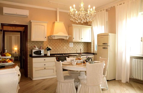 Montecarlo Apartment | Holiday apartment mit Pool