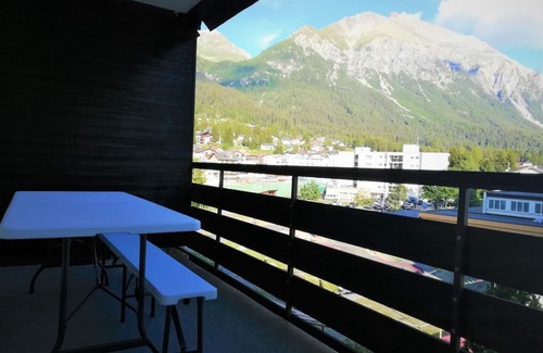 Lenzerheide Apartment | Holiday apartment Lenzerheide/Lai for 1 - 6 persons with 1 bedroom - Holiday apartment