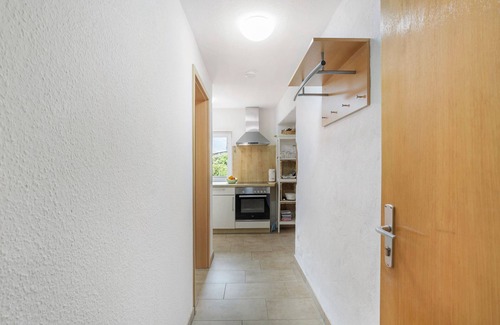 Saalhausen Apartment | Holiday Apartment '1, 45sqm' with Shared Garden and Wi-Fi