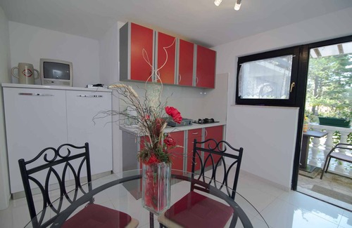 Artatore Apartment | Holiday apartment 150 m from the