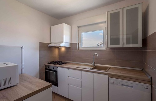 Stari Grad Apartment | Holiday apartment Adriatic Sea at 100 m