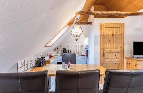 Wirdum Apartment | Holiday Apartment "Adler" Near the Sea with Wi-Fi & Terrace