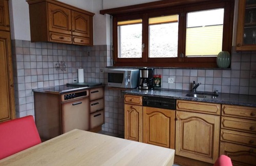 Albinen Apartment | Holiday apartment Albinen for 1 - 4 persons with 3 bedrooms - Holiday apartment in one or multi-fami