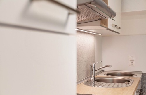 Bruck am Ziller Apartment | Holiday Apartment "Apart Sonnwend 60m2" with Mountain View, Balcony & Wi-Fi