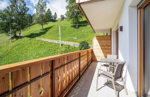 Proves Apartment | Holiday Apartment "Bachwiesl Hof Apt Gonn" with Mountain View, Balcony & Wi-Fi