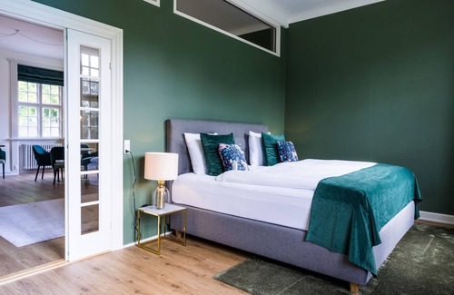 Sønderborg Municipality Apartment | Holiday apartment with access to private terrace and huge park