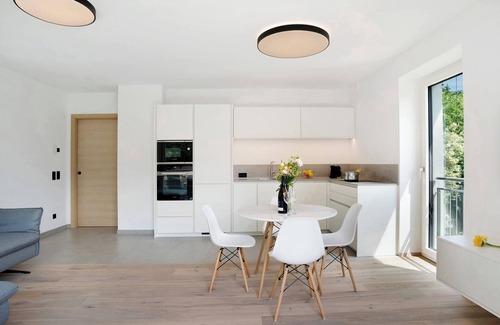 Magre sulla Strada del Vino House | Holiday Apartment "Haus Weinblick 5" with Mountain View, Garden & Wi-Fi