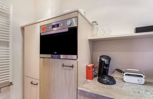 Eslohe Apartment | Holiday Apartment "Homertstuebchen" with Private Terrace & Private Garden