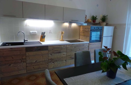 Opric Apartment | Holiday apartment in a quiet location with large terrace