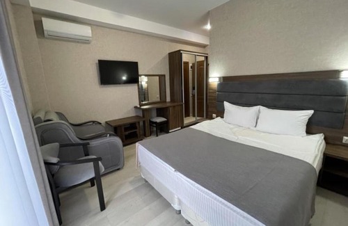 Chembur East Apartment | Holiday Apartment in the Mumbai