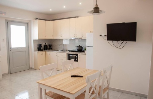 Menetai Apartment | Holiday apartment Karpathos for 1 - 2 persons with 1 bedroom - Row house