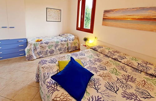 Lido di Capoliveri Apartment | Holiday Apartment "La Scogliera" with Sea View, Air Conditioning & Terrace