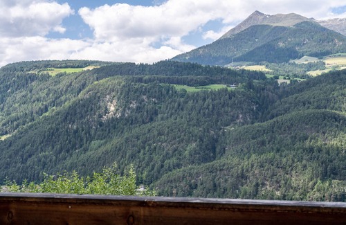 Vandoies Apartment | Holiday Apartment "Lindenhof Apt 3" with Balcony & Wi-Fi