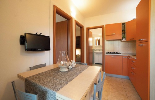 Mattinata House | Holiday Apartment "orchidea" with swimming pool and private beach -2