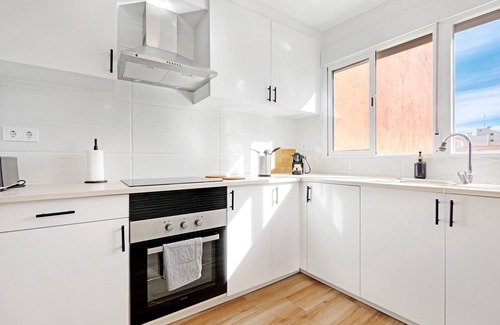 Port de Sagunt Apartment | Holiday Apartment "Palmereta" near Beach with A/C & Wi-Fi