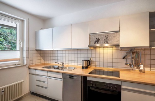 Neusatz Apartment | Holiday Apartment "Panorama" with Mountain View, Terrace & Wi-Fi
