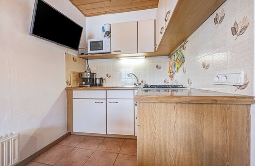 Spinga Apartment | Holiday Apartment 'Schwalbennest' with Mountain View, Wi-Fi, Balcony and Garden