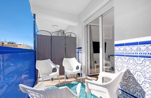 Grau i Platja Apartment | Holiday Apartment "Soleole7" with Shared Terrace, A/C & Wi-Fi