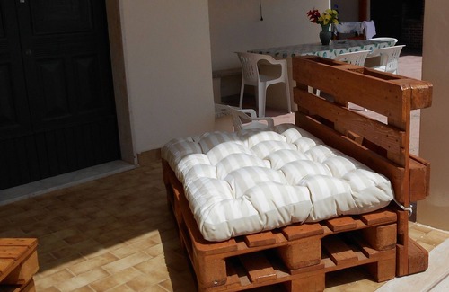 Granelli House | Holiday Apartment Villa Giuseppina a few steps from the sea