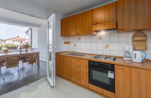 Brulo Apartment | Holiday apartment with balcony and air conditioning