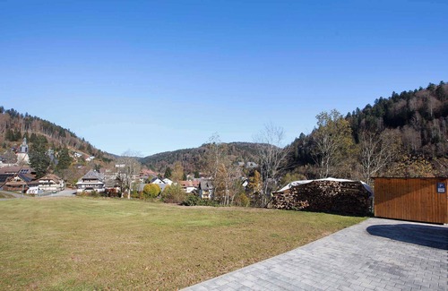 Todtmoos Apartment | Holiday apartment with shared balcony