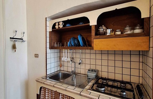 Ruffano Apartment | Holiday apartment with balcony (historical residence)