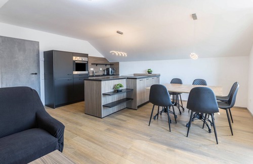 Geisingen Apartment | Holiday Apartment 'Zeichner' with Mountain View, Balcony & Wi-Fi