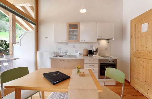 Burgusio Apartment | Holiday Apartment "Zwick Valmeina" with Panoramic View, Balcony and Shared Garden