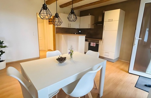 Kressbronn Apartment | Holiday Apartment "Neu" with Mountain View, Balcony and Wi-Fi