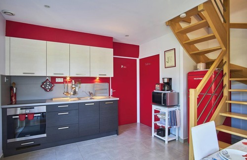 Saint-Hilaire-du-Rosier House | Holiday Home 'Gîte Les Galets Chantants' with Mountain View, Private Terrace and Wi-Fi