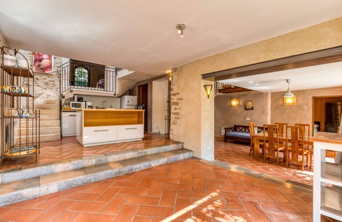 Notre-Dame-de-Londres House | Holiday Home 'Mas Grand Bosc' with Shared Pool, Private Terrace and Wi-Fi