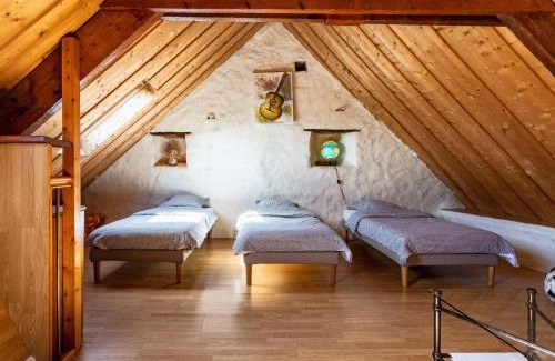 Saint-Sauveur-le-Vicomte House | Holiday Home La Bergerie by Interhome