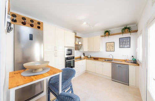 Colonia de Sant Pere House | Holiday Home 'Casa Bahia Colonia' with Sea View, Garden & Wi-Fi