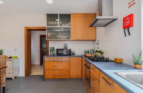 Aldeia Galega House | Holiday Home 'A Casa Da Vagem' with Garden View, Wi-Fi and Air Conditioning