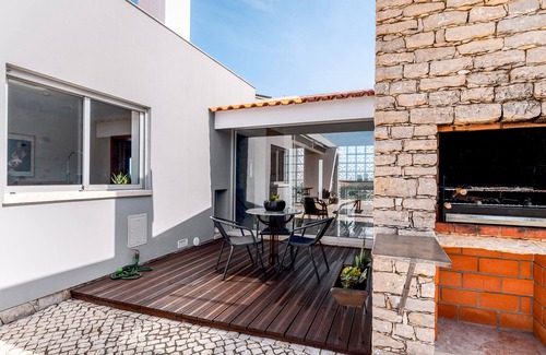 Aldeia Galega House | Holiday Home 'A Casa Da Vagem' with Garden View, Wi-Fi and Air Conditioning