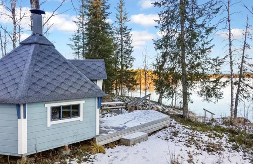 Muonio House | Holiday Home Äkäsjärven lomamökit 2 by Interhome