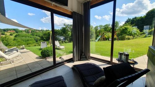 Grabrovnik House | Holiday Home AdaliA Private Wellness Nature View & Wine Region Medjimurje