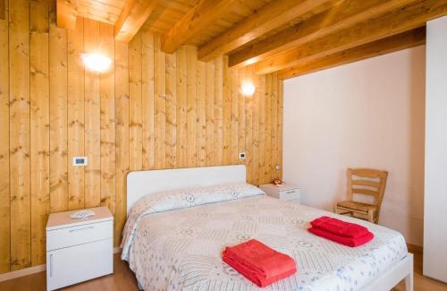 Barcis House | Holiday Home Albergo Diffuso - Cjasa Paron Cilli by Interhome