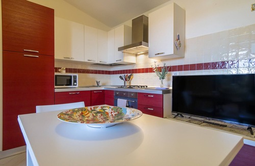 Pirotto Li Frati Apartment | Holiday Home "Baia delle Mimose Sea View" with Sea View, Balcony