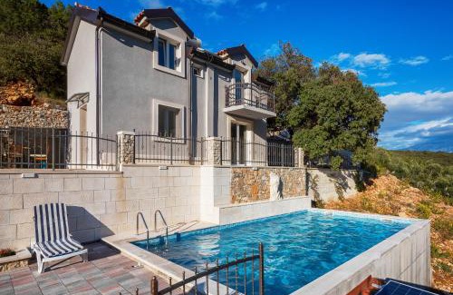 Pucisca House | Holiday home Beyla