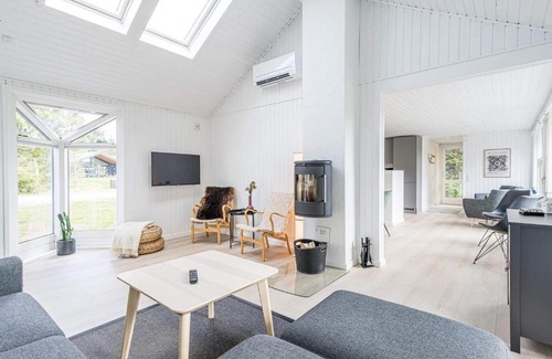 Blavand Strand House | Holiday home Blåvand CCLII