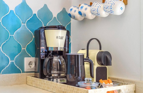 Portol House | Holiday Home Can Torres with Wi-Fi, Garden, Pool & Terrace