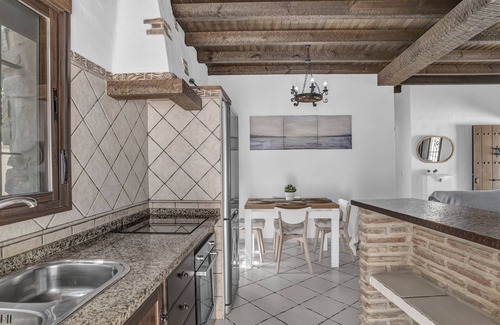 Zahora House | Holiday Home 'Casas Al Alba' with Private Pool, Wi-Fi and Air Conditioning