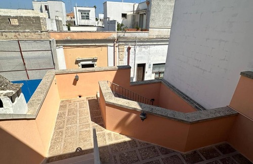 Arnesano House | Holiday Home 'Da Katia' with Private Terrace, Balcony and Air Conditioning