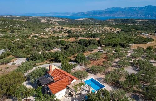 Praznica House | Holiday Home Dubrove by Interhome