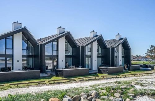 Oster Hurup House | Holiday Home Eleanore - 25m from the sea by Interhome