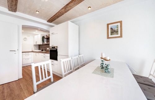 Nikolaivorstadt House | Holiday Home 'Feriehaus1856de with Sauna' with Shared Garden and Wi-Fi