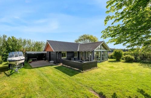 Skaven Strand House | Holiday Home Fido - 500m to the fjord by Interhome