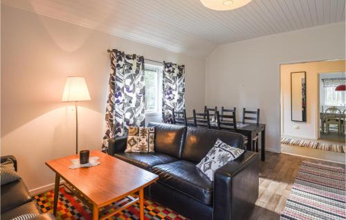 Tingstade House | Holiday Home Hangvar Gullauser Lärbro