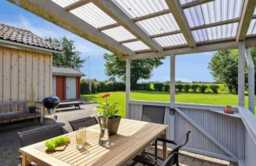 Strøby Ladeplads House | Holiday Home Henric - 500m from the sea by Interhome